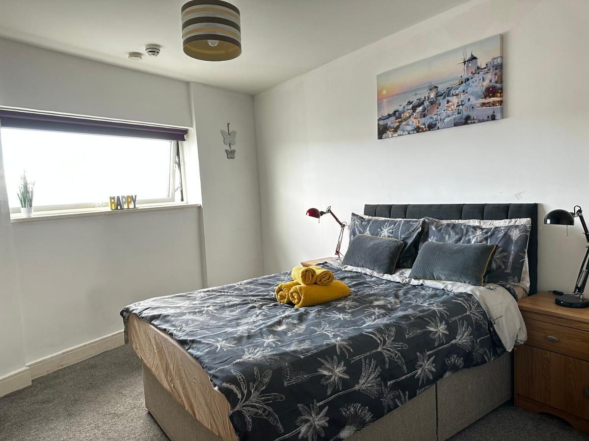 Apartment Stunning Ocean & View Apt Swansea