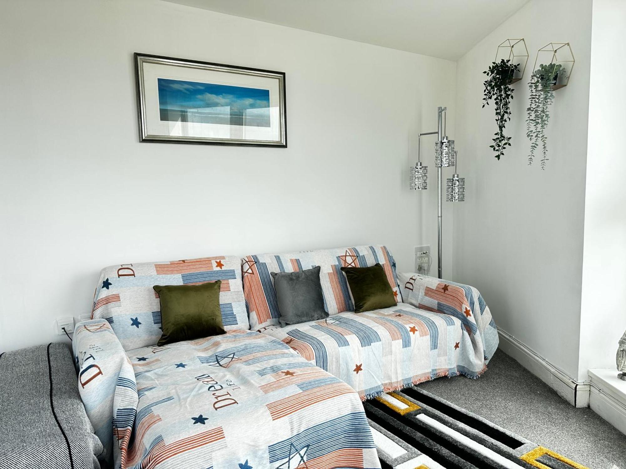 Apartment Stunning Ocean & View Apt Swansea
